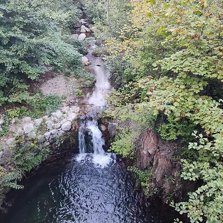 Les Randonnees Joyeuses - Location Cevennes Costa Apartment *