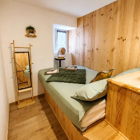 Les Randonnees Joyeuses - Location Cevennes Costa Apartment