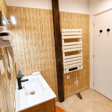 Les Randonnees Joyeuses - Location Cevennes Costa Apartment *