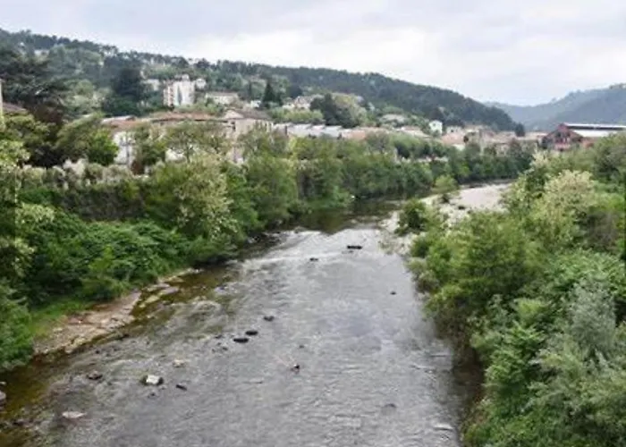 Les Randonnees Joyeuses * Genolhac