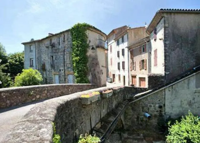 Les Randonnees Joyeuses Lejlighed