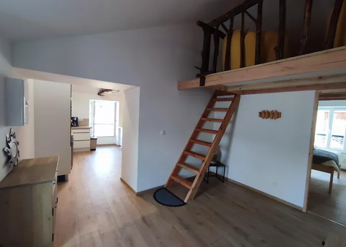 Les Randonnees Joyeuses Lejlighed *